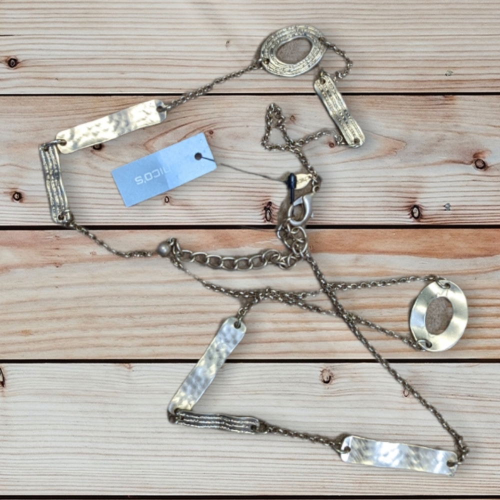 #13 Gold-tone Chico's bar and ring necklace NWT